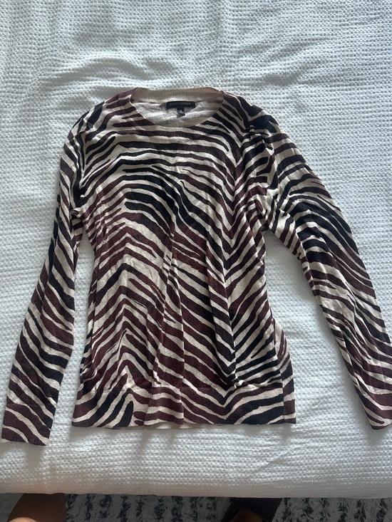 Banana Republic Sweaters - Banana Republic Striped Zebra Print Long-Sleeve sweater - Cream & Brown